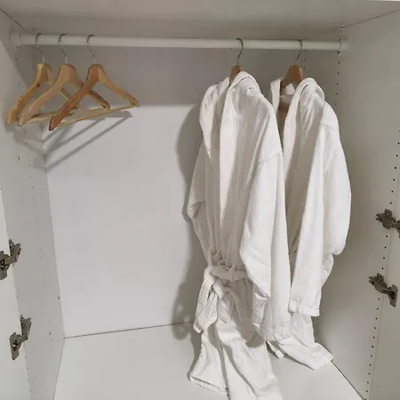 Con Balcon Centro Zona Artistica בית אירוח