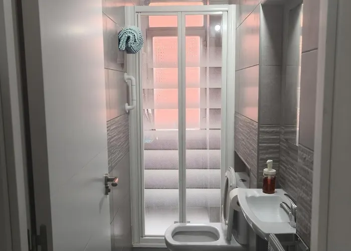 Δωμάτια σε οικογενειακή κατοικία Con Balcon Centro Zona Artistica *